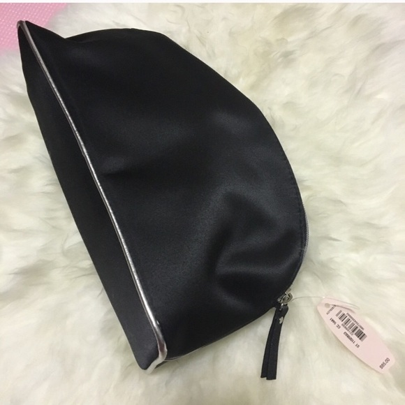 Victoria’s Secret Makeup Bag NY13 - Picture 3 of 8